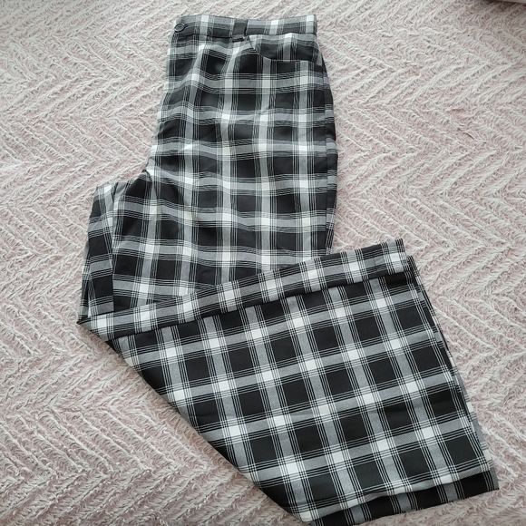 NWT Forever 21 Plus: Wide Leg Pants - Picture 4 of 7